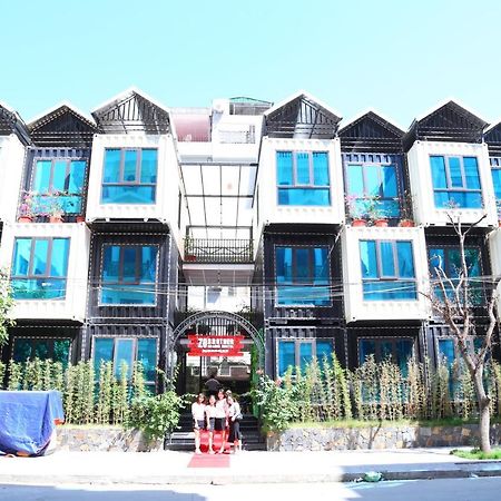 Zo Brother Ha Long Hostel Bagian luar foto