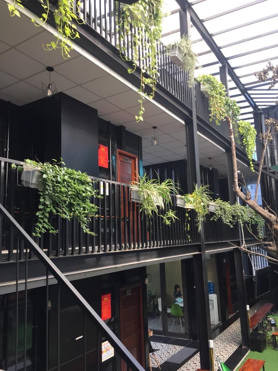 Zo Brother Ha Long Hostel Bagian luar foto
