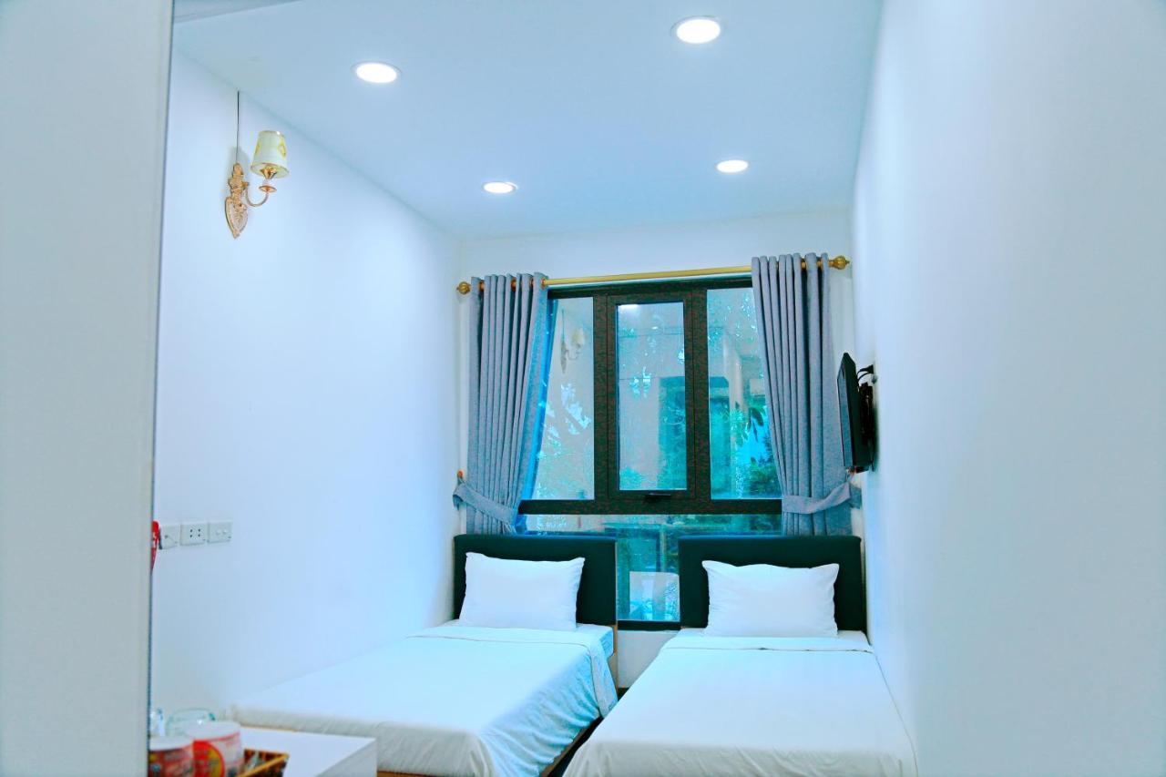 Zo Brother Ha Long Hostel Bagian luar foto