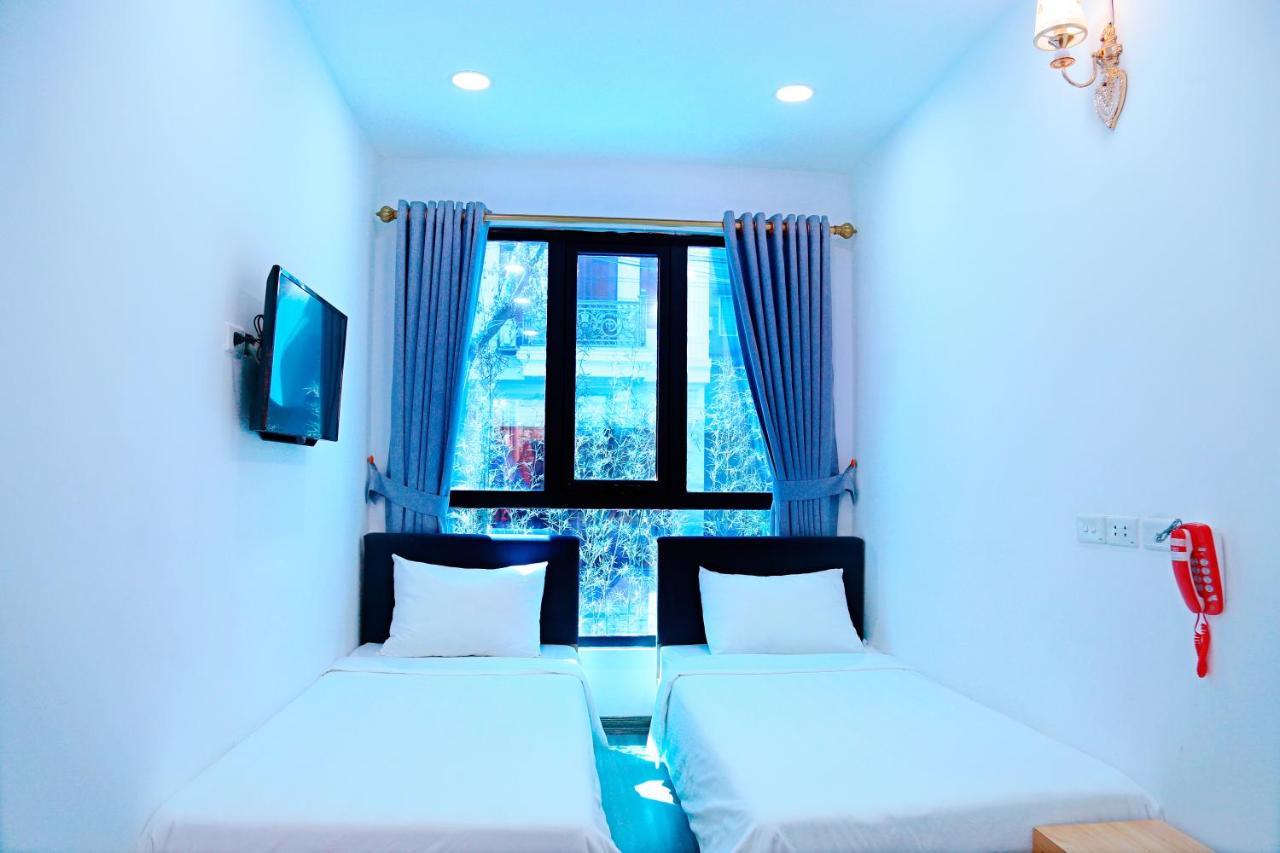 Zo Brother Ha Long Hostel Bagian luar foto