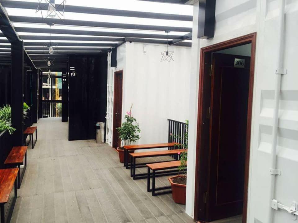 Zo Brother Ha Long Hostel Bagian luar foto