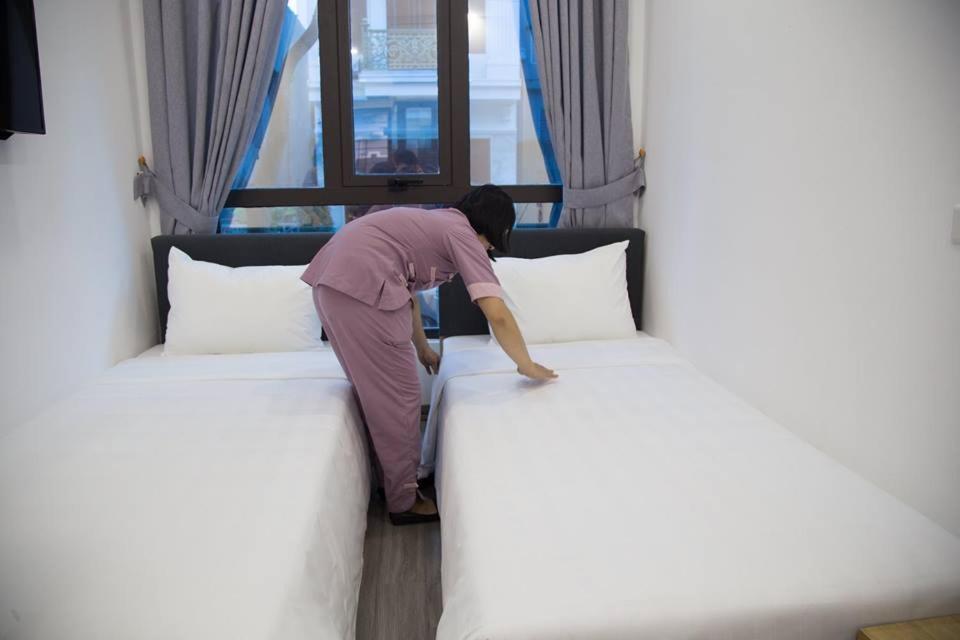 Zo Brother Ha Long Hostel Bagian luar foto